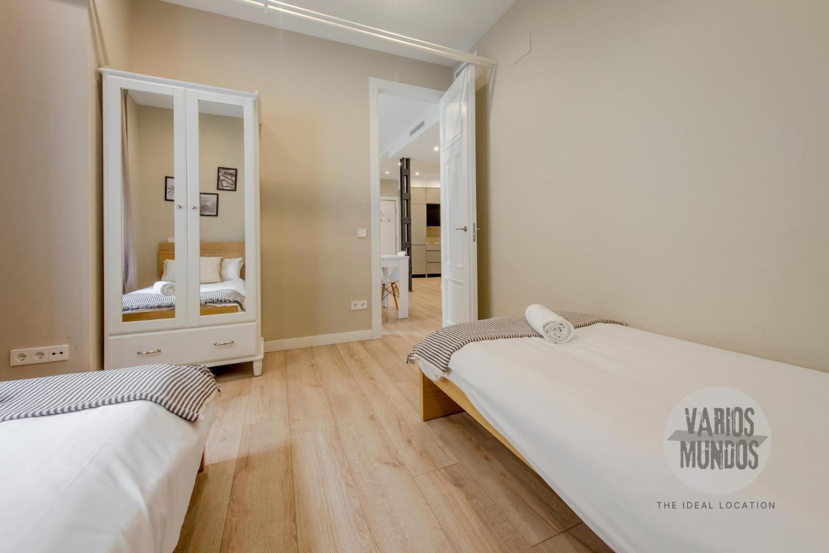 Vive Madrid Con Terraza Para 5 En Santa Ana 6 エクステリア 写真